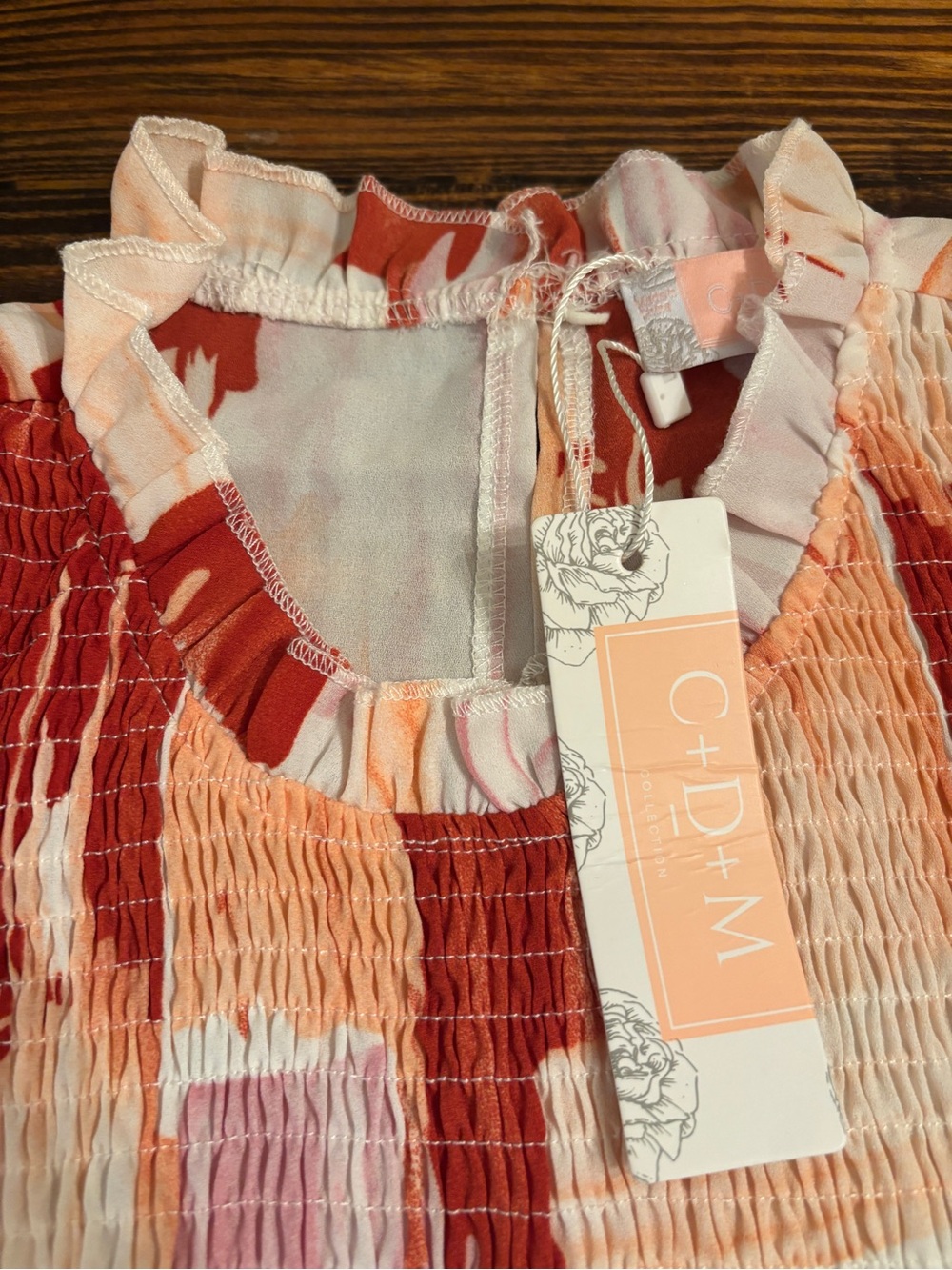 C+D+M Women’s Large Abstract Print Smocked Blouse Bell Sleeve Top NWT - Picture 5 of 14